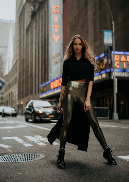 Times Square Black - Blouse