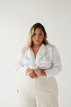 Load image into Gallery viewer, 5th Avenue White - Blouse
